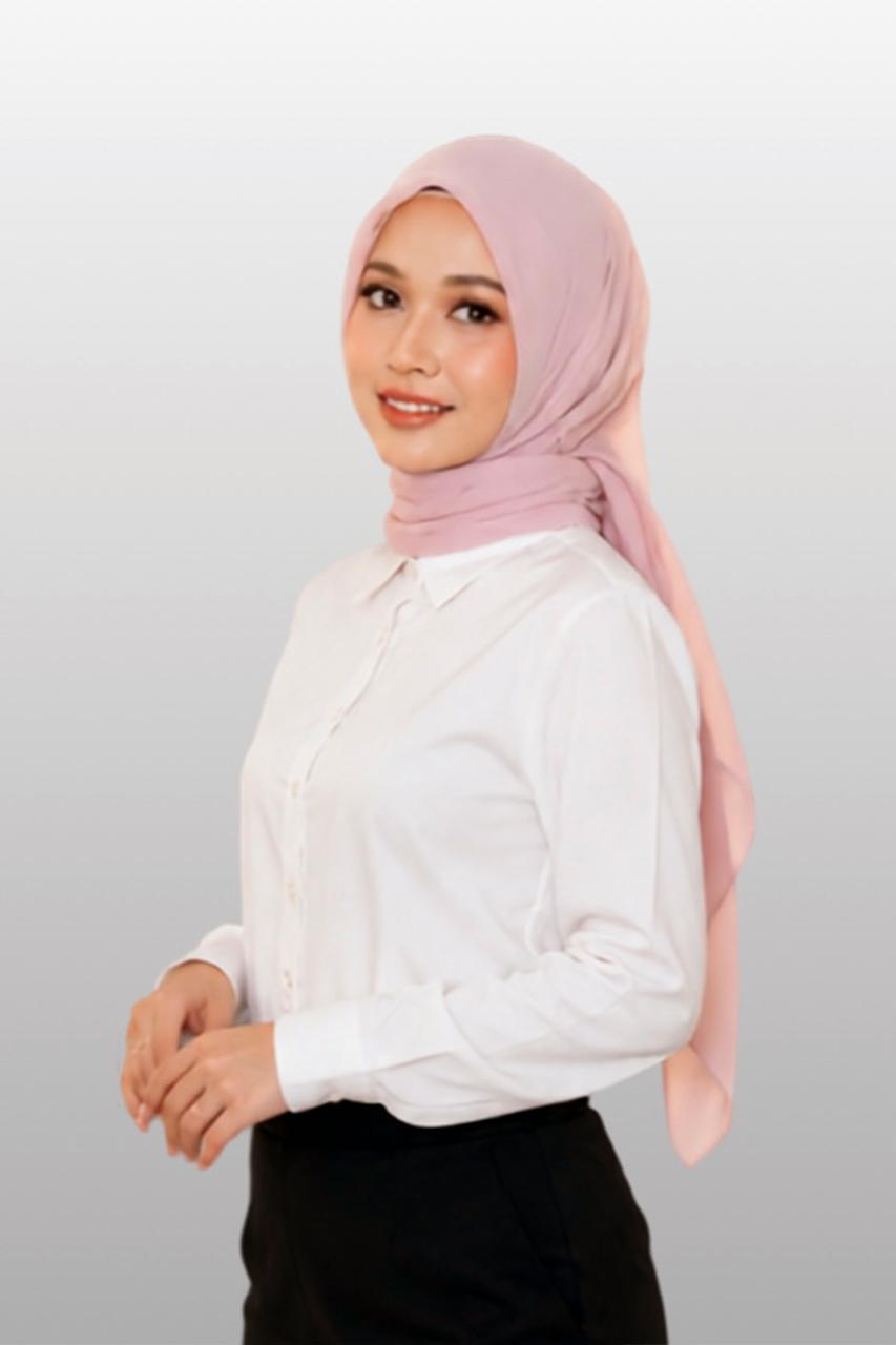 Yulita, S.Psi — Konselor Sebaya HaloMeta